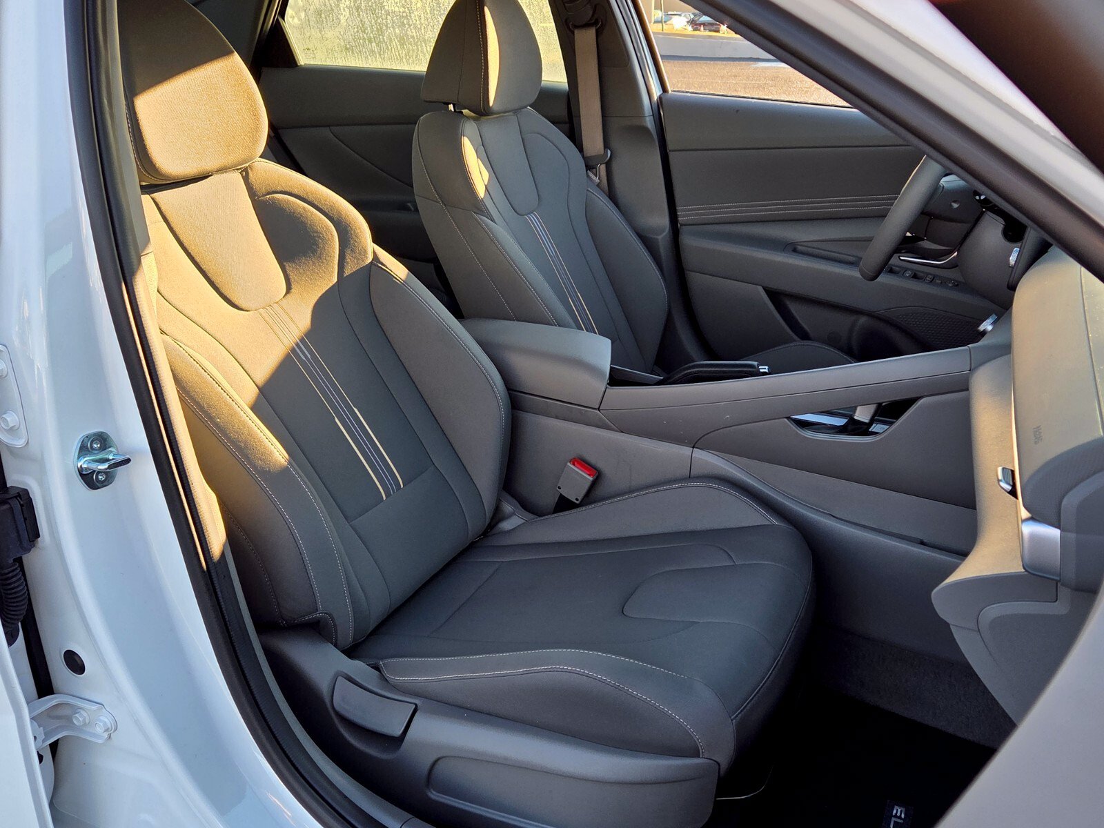 Certified 2026 Hyundai Elantra Sport FWD image 15