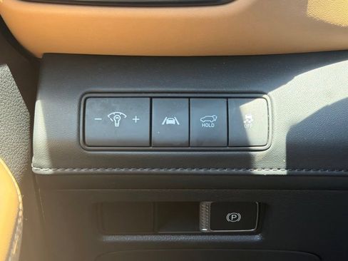 Used 2023 Hyundai Santa Fe Calligraphy AWD/4WD image 16