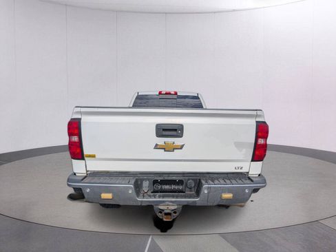 Used 2017 Chevrolet Silverado 2500 LTZ w/ Duramax Plus Package AWD/4WD image 4