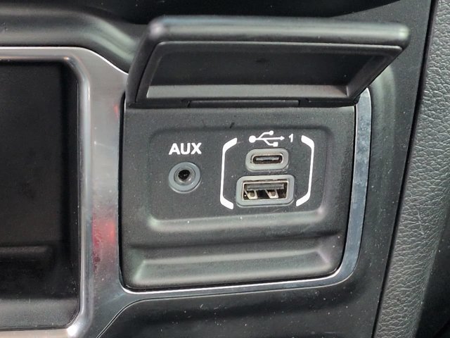 Certified 2022 Jeep Wrangler Sport AWD/4WD image 21