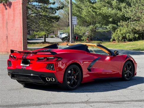 Used 2022 Chevrolet Corvette Stingray Premium Conv w/ Z51 Performance Package RWD image 6
