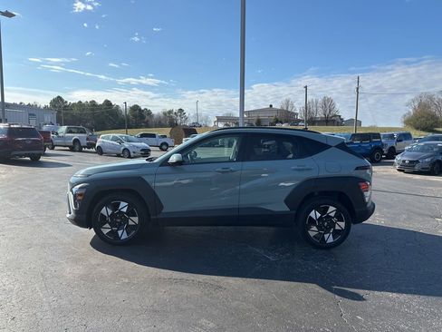 Used 2025 Hyundai Kona SEL image 6