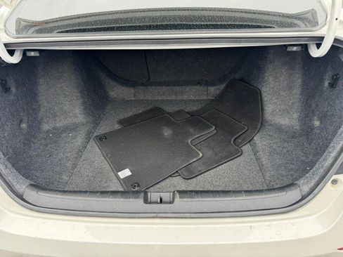 Used 2021 Honda Accord Sport image 11