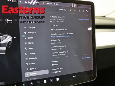 Used 2018 Tesla Model 3 Long Range image 17