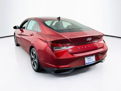 Used 2023 Hyundai Elantra SEL w/ Convenience Package FWD image 7