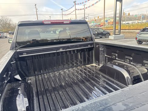 New 2026 GMC Sierra 1500 Elevation image 5