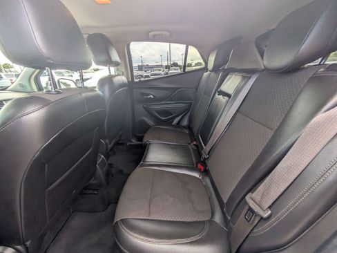 Used 2019 Buick Encore Preferred AWD/4WD image 13