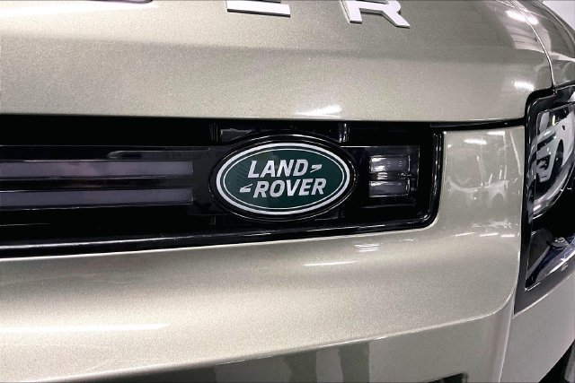Certified 2024 Land Rover Defender 110 S AWD/4WD image 32