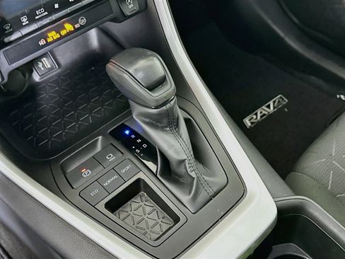 Certified 2023 Toyota RAV4 XLE w/ Convenience Package FWD image 21