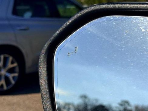 Used 2020 Ford Explorer Platinum w/ Premium Technology Package image 51