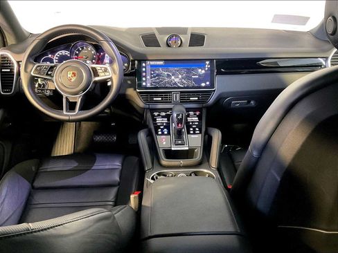 Certified 2023 Porsche Cayenne AWD/4WD image 14