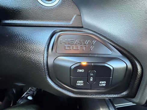 Used 2025 RAM 3500 Laramie image 16