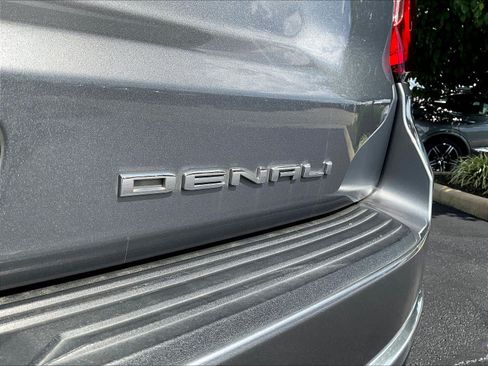 Used 2021 GMC Yukon Denali AWD/4WD image 24
