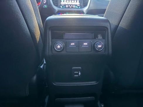 Used 2019 GMC Acadia SLE w/ Driver Alert Package I image 36