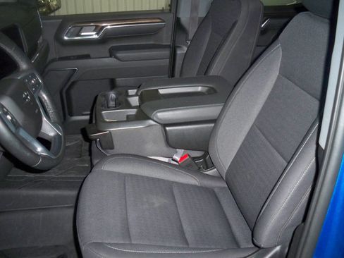 Used 2023 Chevrolet Silverado 1500 RST w/ Protection Package image 8