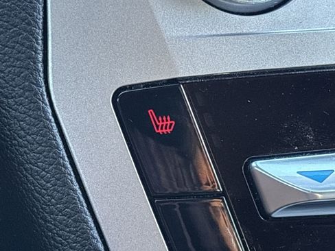 Certified 2022 Ford Explorer XLT w/ Equipment Group 202A image 26