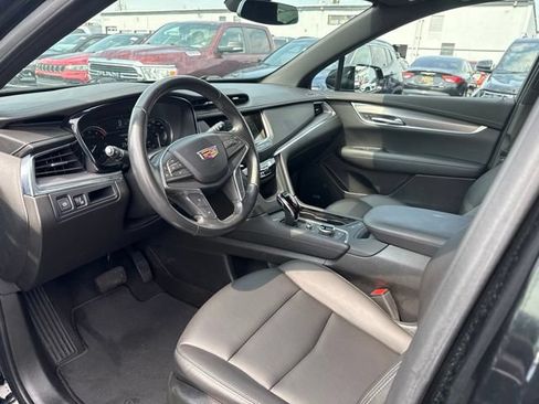 Used 2023 Cadillac XT5 Luxury AWD/4WD image 9