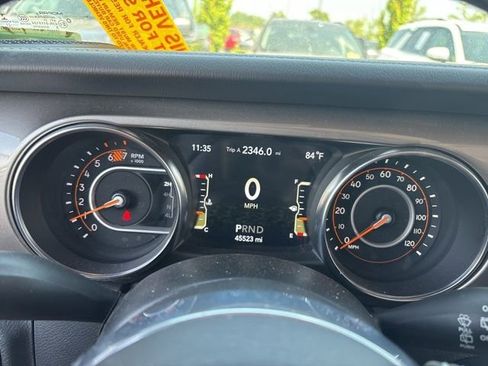 Used 2021 Jeep Wrangler Unlimited Sahara w/ LED Lighting Group image 30
