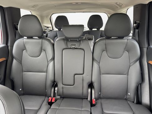 Certified 2024 Volvo XC90 T8 Plus w/ Protection Package Premier image 12