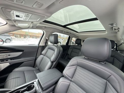 New 2026 Lincoln Nautilus Reserve image 22