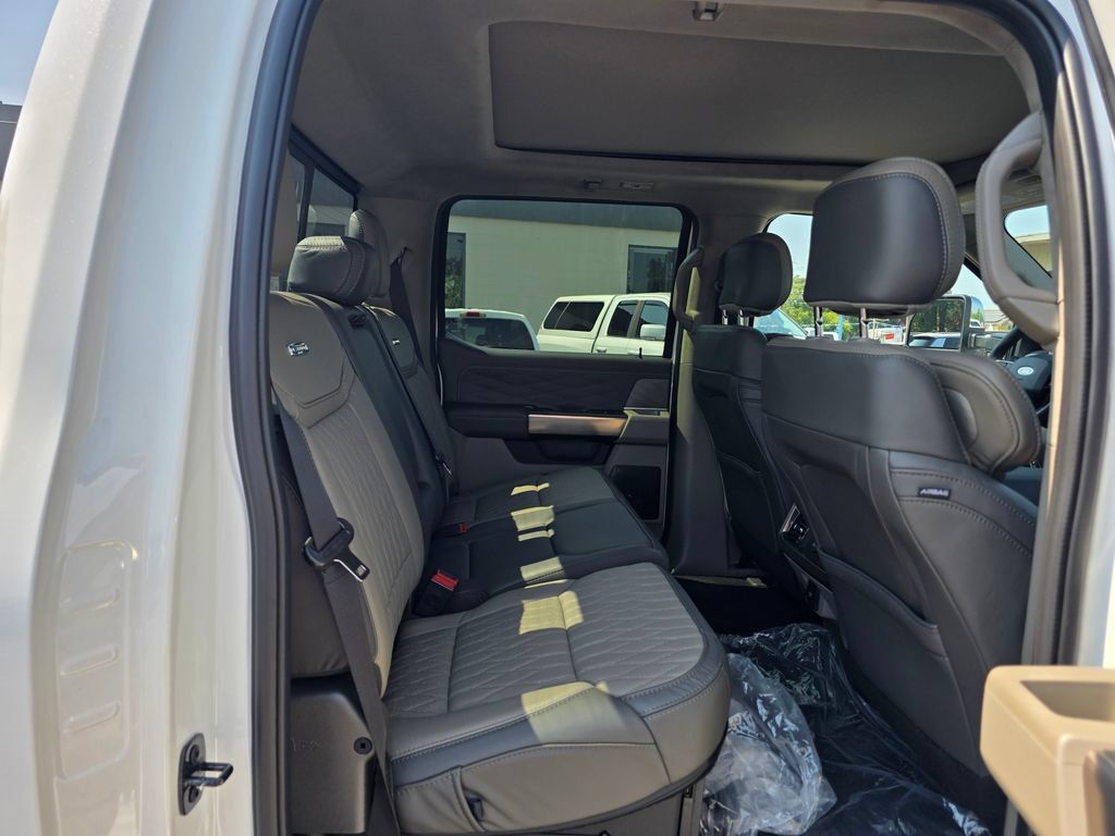 New 2026 Ford F350 Platinum w/ Platinum Plus Package AWD/4WD image 25