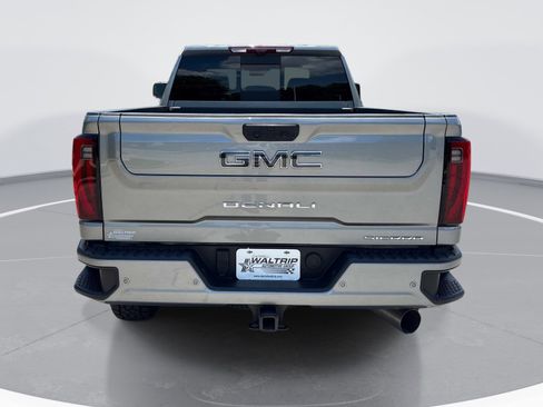 Used 2025 GMC Sierra 2500 Denali Ultimate AWD/4WD image 7