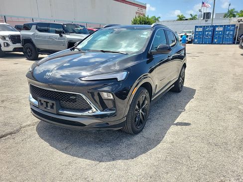 Used 2024 Buick Encore GX Sport Touring AWD/4WD image 1