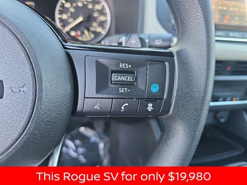 Used 2023 Nissan Rogue SV image 22