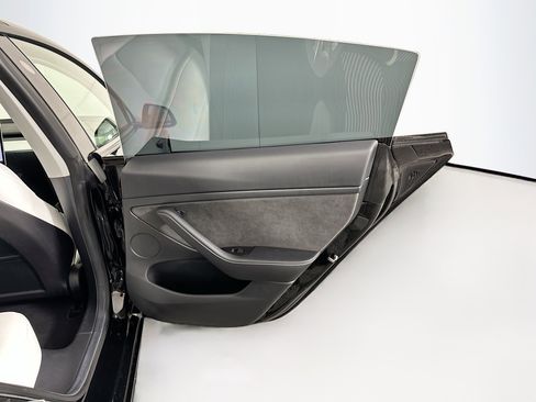 Used 2021 Tesla Model 3 Long Range image 27