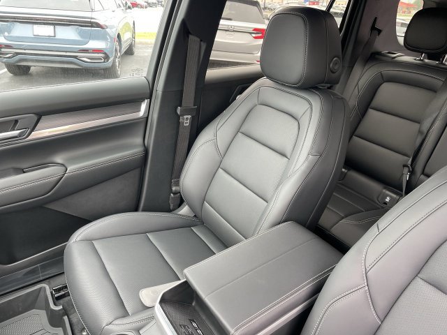 New 2027 GMC Terrain Elevation w/ Elevation Premium Package FWD image 24