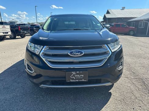 Used 2018 Ford Edge SEL w/ Equipment Group 201A AWD/4WD image 2
