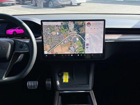 Used 2024 Tesla Model X AWD/4WD image 24