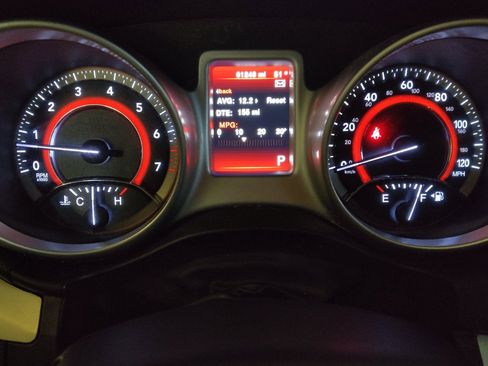 Used 2020 Dodge Journey SE w/ SE Popular Equipment Group image 23