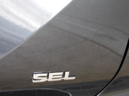 New 2026 Mitsubishi Outlander SEL image 9