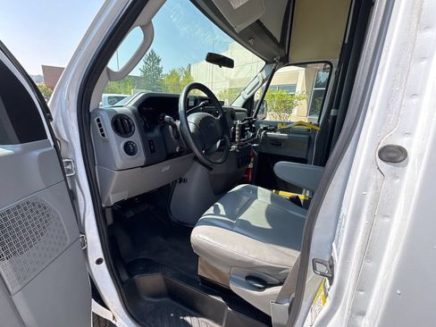 Used 2012 Ford E-350 and Econoline 350 Extended Super Duty w/ PWR Group RWD image 12