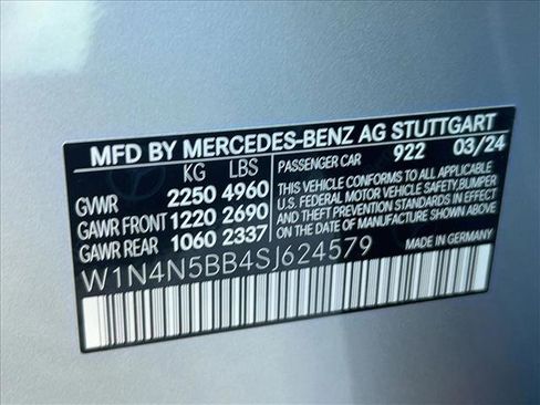 Used 2025 Mercedes-Benz GLA 35 AMG 4MATIC image 27