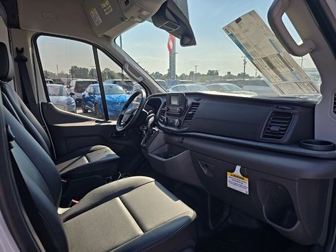 New 2025 Ford Transit 250 Base image 17