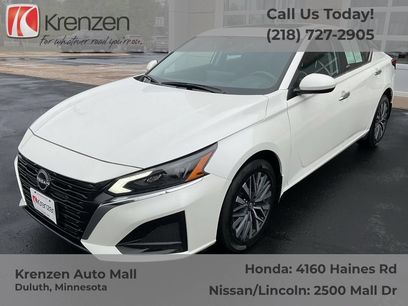 Used 2023 Nissan Altima 2.5 SV w/ SV Premium Package