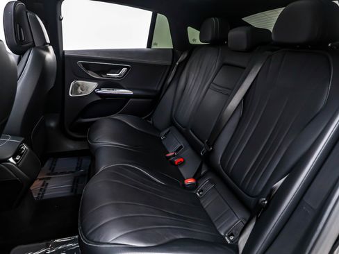 Used 2023 Mercedes-Benz EQE 350+ 4MATIC Sedan w/ Exclusive Trim Package image 8