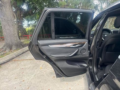 Used 2018 BMW X5 sDrive35i RWD image 21