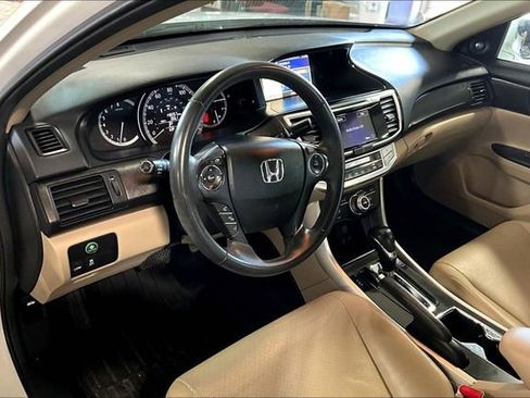Used 2015 Honda Accord EX-L image 13