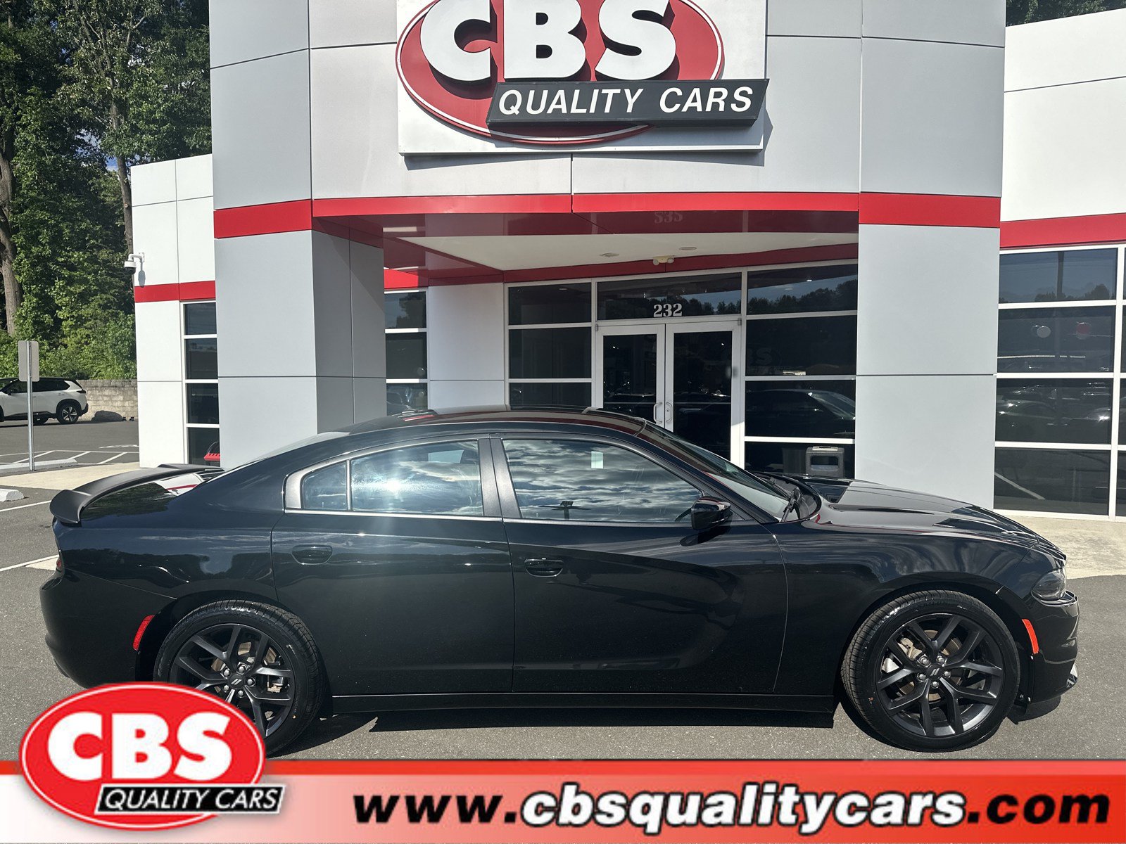 Used 2022 Dodge Charger SXT w/ Blacktop Package RWD image 1