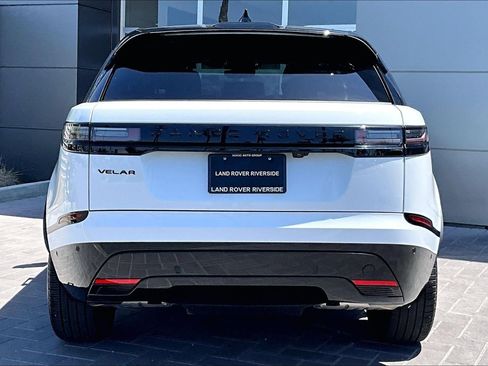 Used 2026 Land Rover Range Rover Velar Dynamic SE AWD/4WD image 4