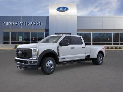New 2026 Ford F450 XL w/ XL Driver Assist Package AWD/4WD image 1