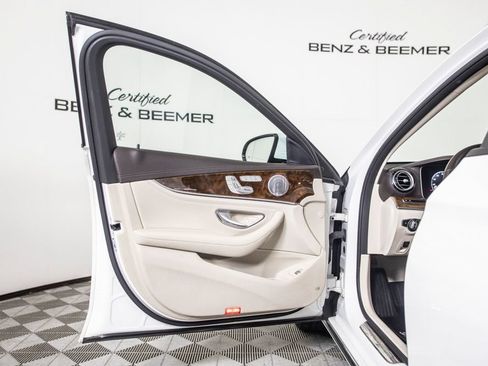 Used 2020 Mercedes-Benz E 450 4MATIC Wagon image 19
