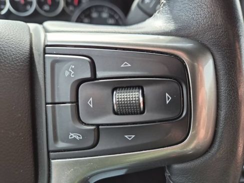 Used 2021 Chevrolet Silverado 1500 LT AWD/4WD image 20