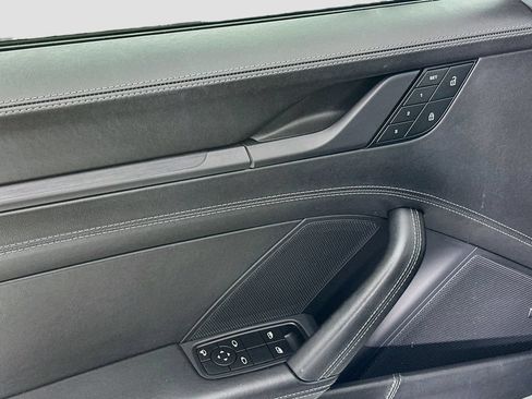 Certified 2022 Porsche 911 Targa 4 GTS AWD/4WD image 18