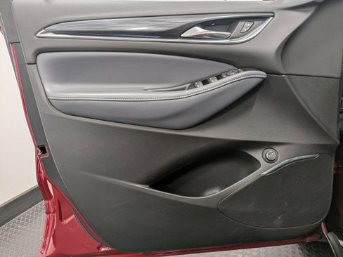 Used 2023 Buick Enclave Essence w/ Experience Buick Package image 8