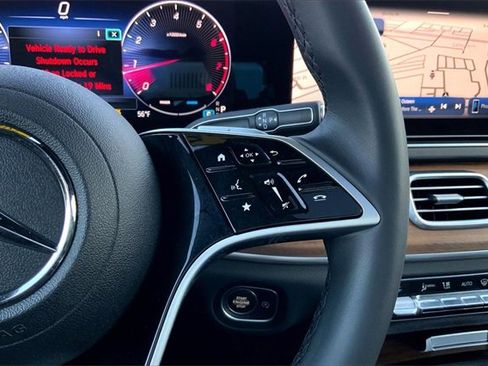 Used 2025 Mercedes-Benz GLE 450 4MATIC image 21