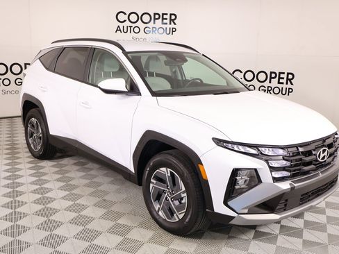 Certified 2025 Hyundai Tucson Blue image 1